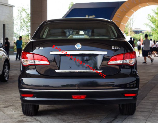 東風(fēng)俊風(fēng)E11K新能源電動(dòng)車駕駛室大燈霧燈保險(xiǎn)杠中網(wǎng)尾燈葉子板配件