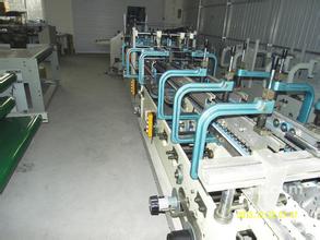 全自動高速糊盒機(jī) 動高速糊盒機(jī)