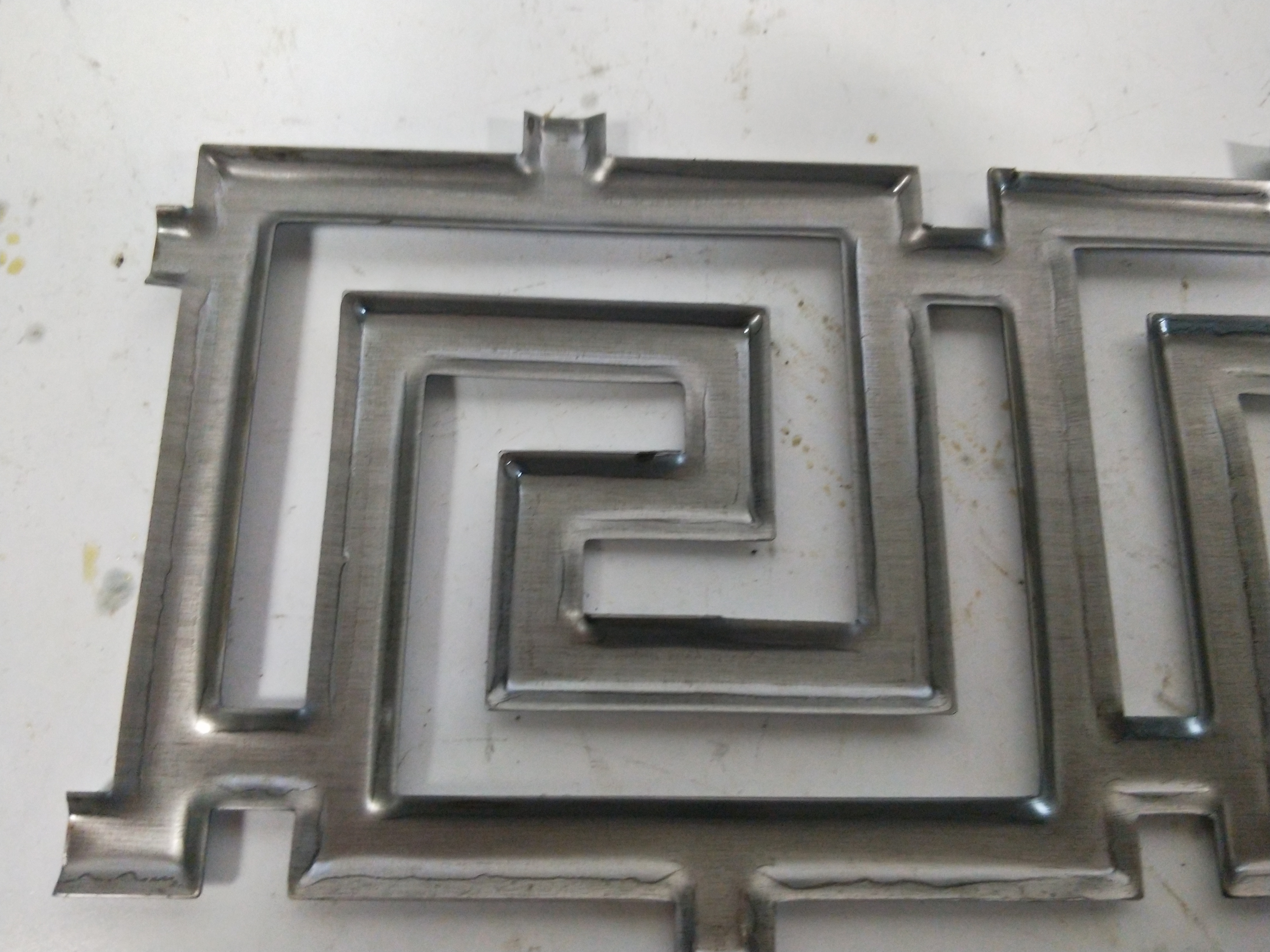 鐵藝沖壓花件1058立體，85.8*20,325g，用于鐵藝大門，圍欄，裝修裝飾。