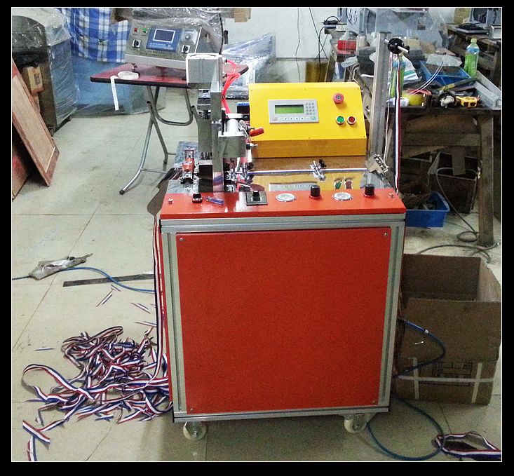 電腦型全自動切帶機   電腦型 全自動切帶機