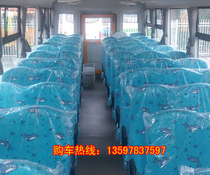 華策56座校車 56座華策小學(xué)生校車價(jià)格  無錫華策56座小學(xué)生校車廠家