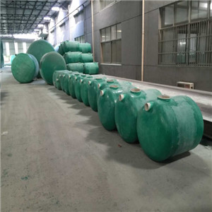 玻璃鋼地埋式化糞池價(jià)格    FRP玻璃鋼地埋式化糞池廠家 *HFRP玻璃鋼地埋式化糞池