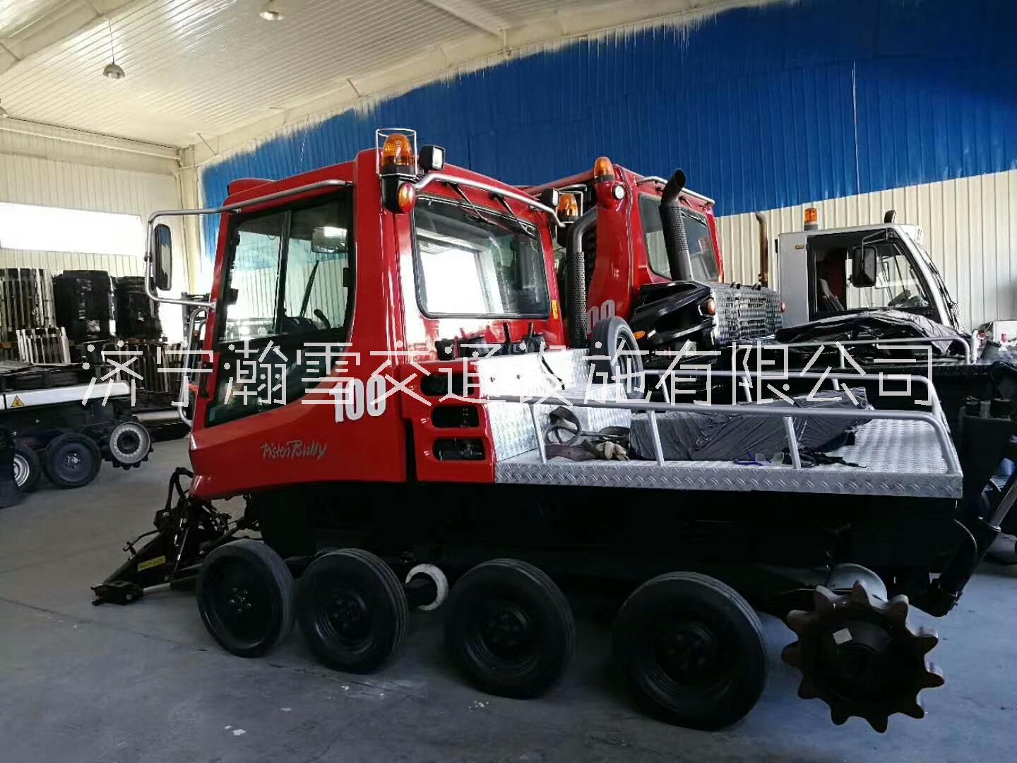 瑞士小型壓雪車廠家報價，壓雪車價格參數(shù)，冰戲園