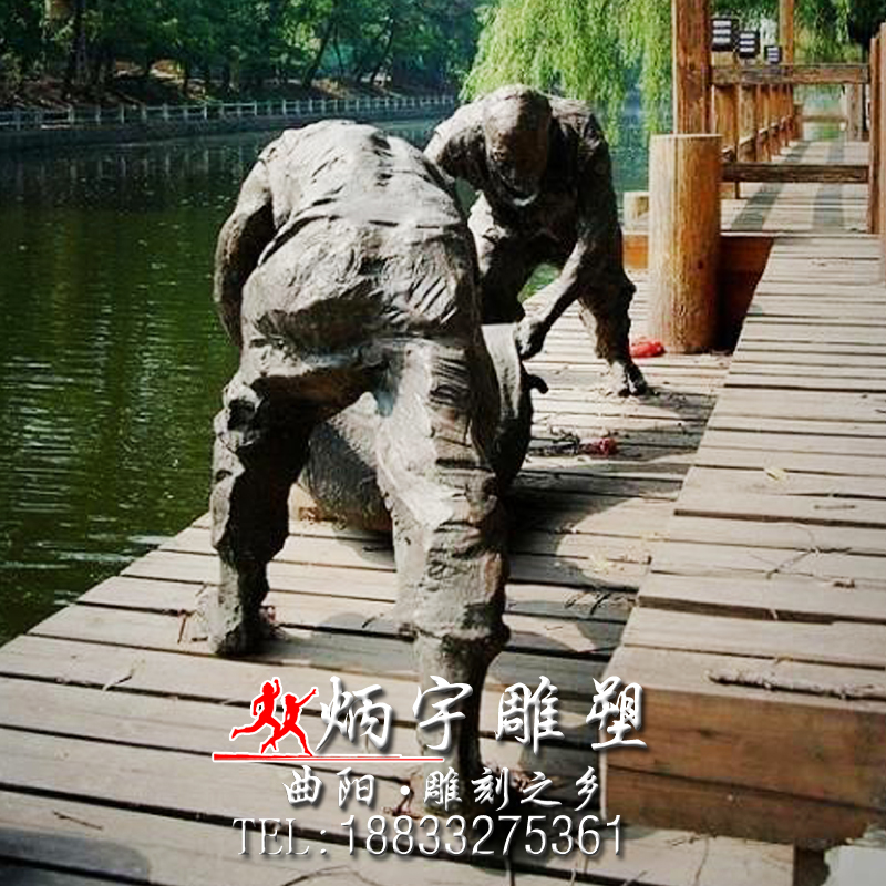 扛麻袋人物雕塑鑄銅雕塑定制-廠家-供應(yīng)商 碼頭工人搬運(yùn)工人雕塑 挑擔(dān)子人物雕塑 鹽商運(yùn)鹽雕塑 民俗文化雕塑