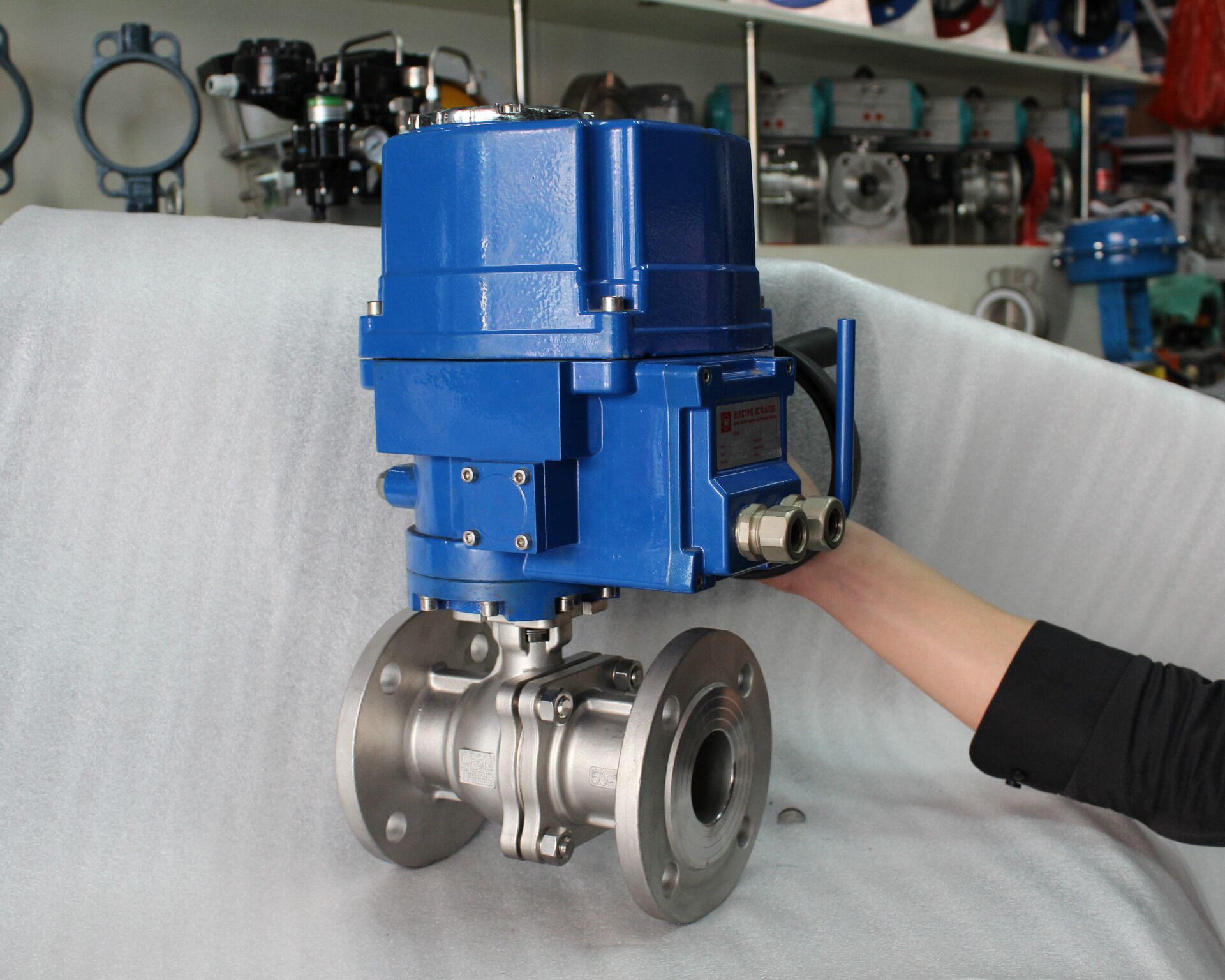 QT型電動球閥Q941F-16P