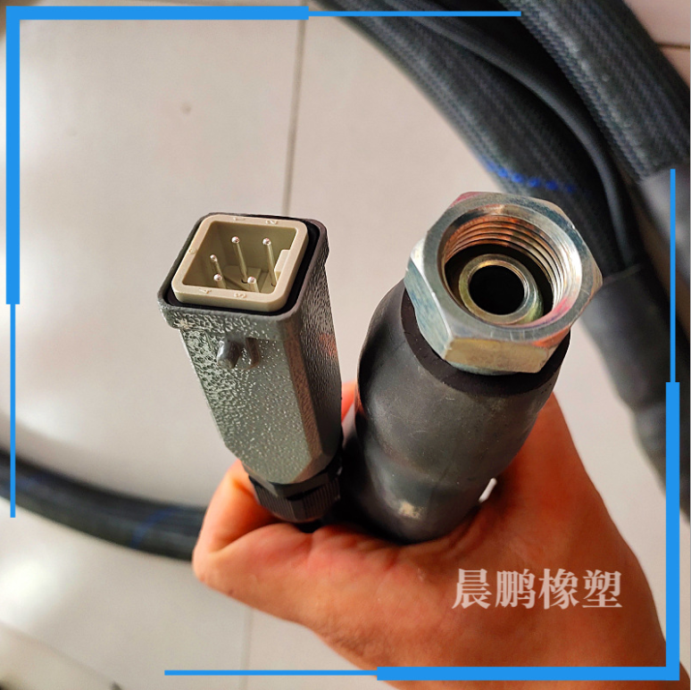 熱熔膠輸送管膠管 廠家定做電加熱熱熔膠輸送膠管 保溫加熱膠管 熱熔膠管