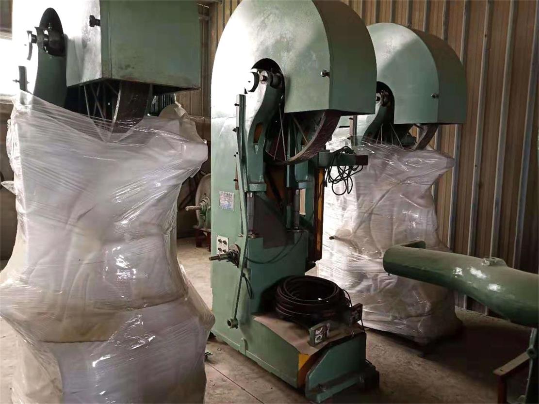 原木制板鋸 立式帶鋸機(jī)江蘇木工帶鋸機(jī)價(jià)格