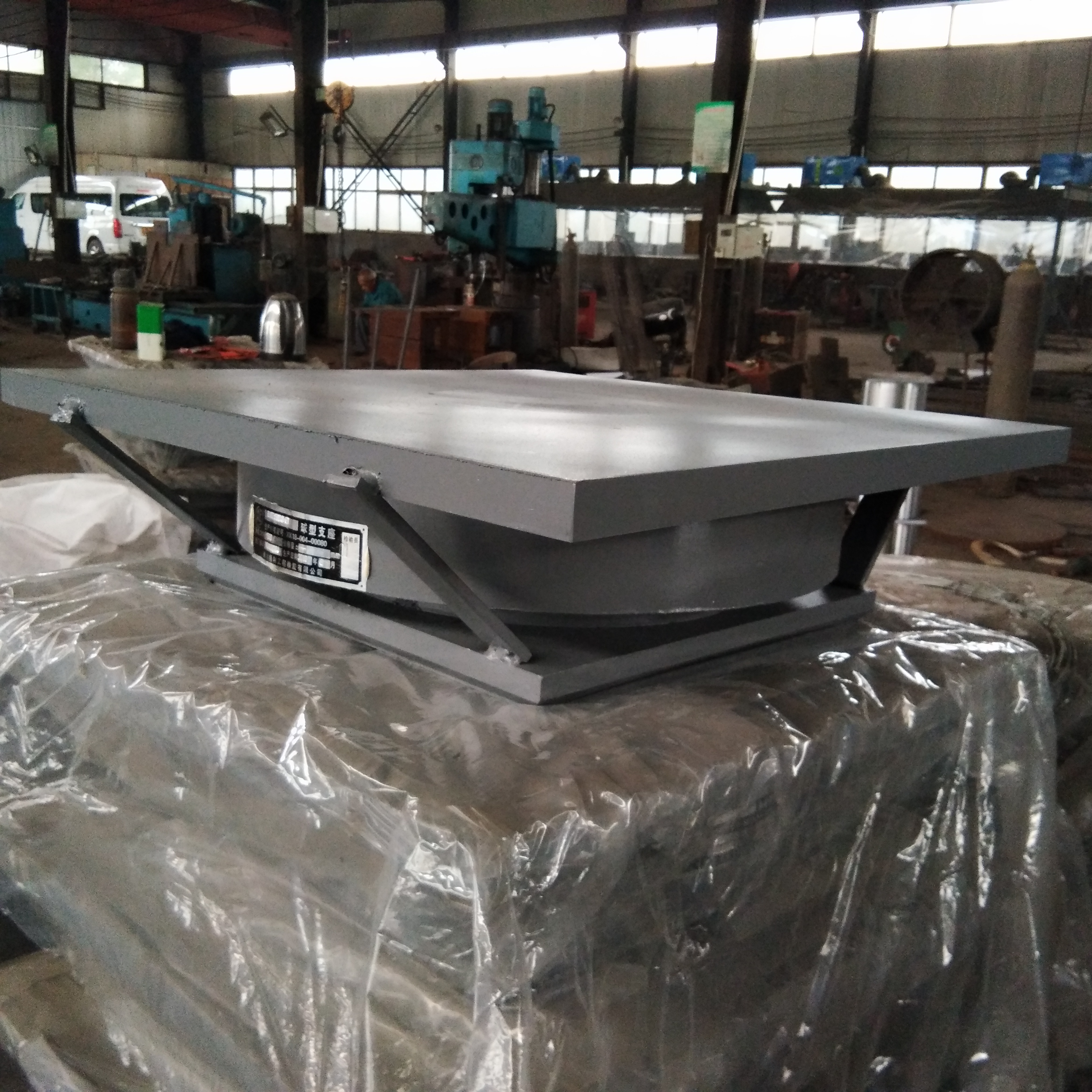 BLKGZ網(wǎng)架抗震球型鋼支座價(jià)格