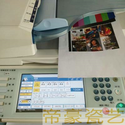 墓碑照片如何制作    高溫瓷像打印機(jī)    墓碑瓷像打印機(jī)