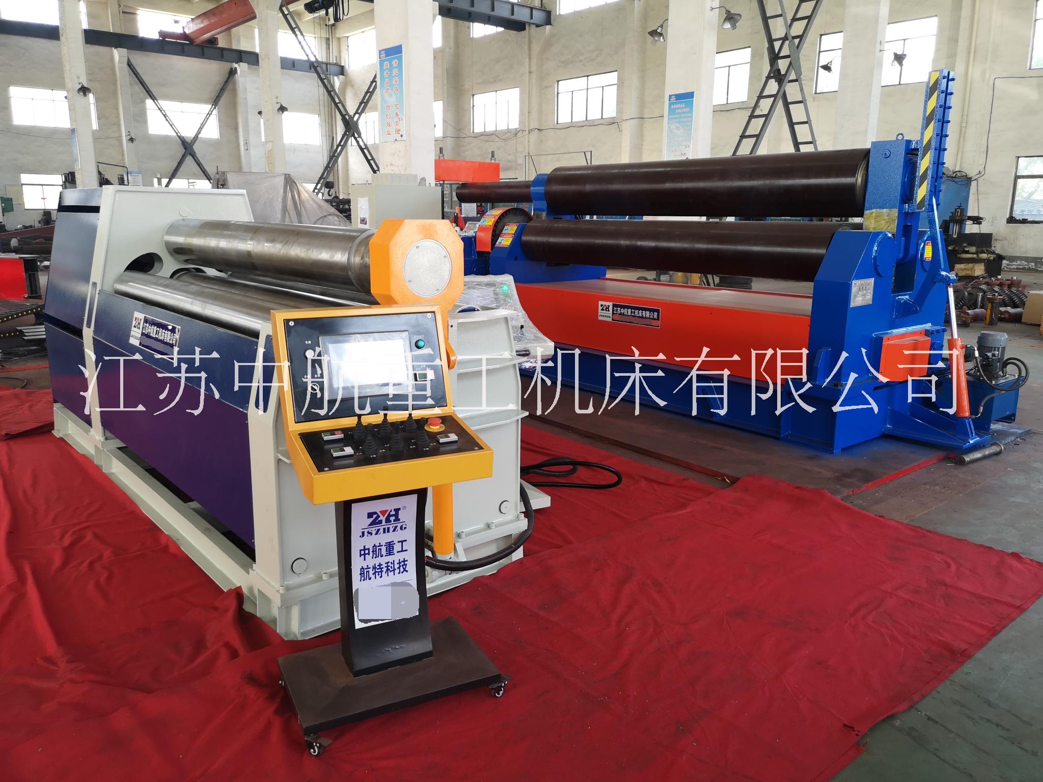 卷板機多少錢 江蘇中航重工2019年新的 卷板機床價格