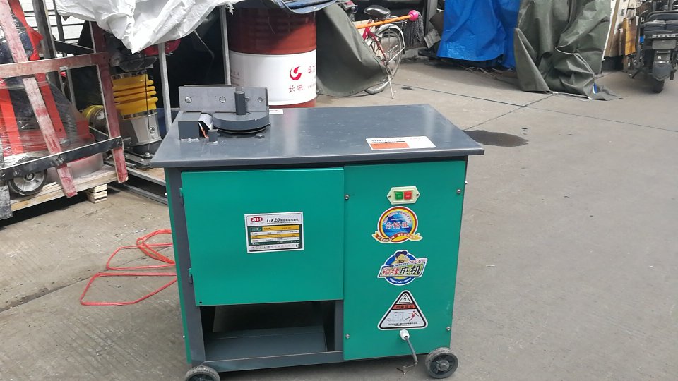 電動(dòng)彎箍機(jī)