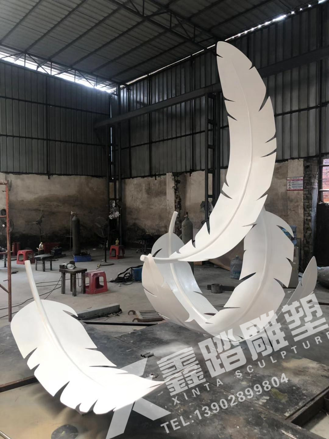 酒店大堂裝飾景觀雕塑擺件羽毛雕塑 多片羽毛造型組合雕塑小品 景觀雕塑擺件  景觀雕塑擺件羽毛造型雕塑