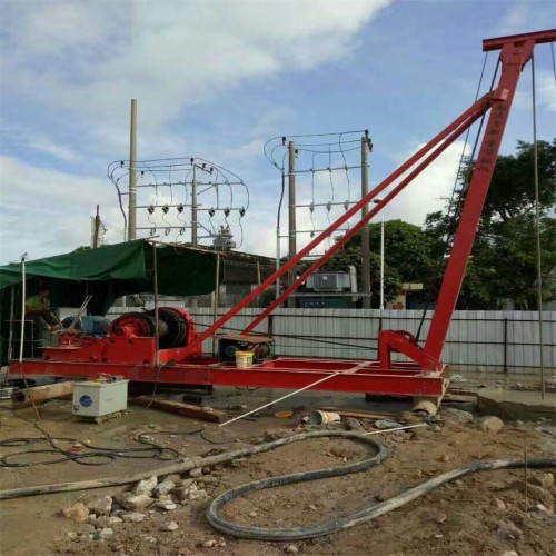 CK2000成都沖擊鉆打樁機(jī)錘頭護(hù)筒