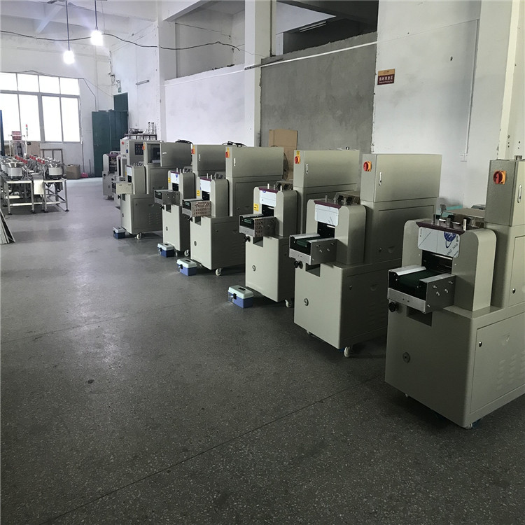 自動(dòng)上走膜枕式包裝機(jī)  糖果包裝機(jī)   全自動(dòng)日用品包裝機(jī)  月餅包裝機(jī)
