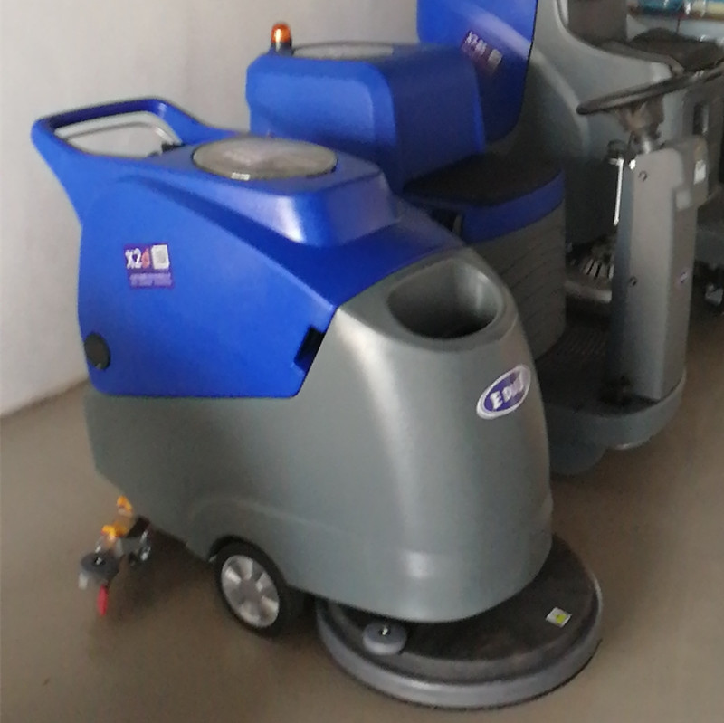 壹丟丟手推洗地機(jī)