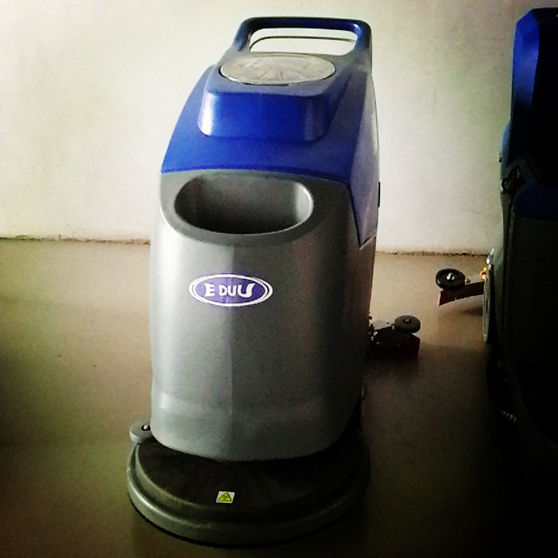 壹丟丟手推洗地機(jī)