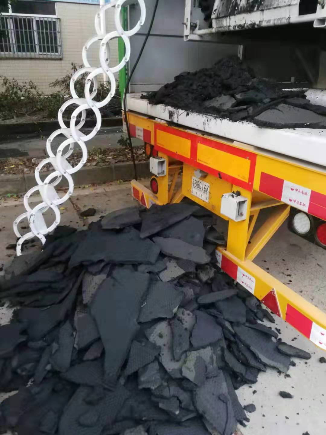 污泥處理設(shè)備價格