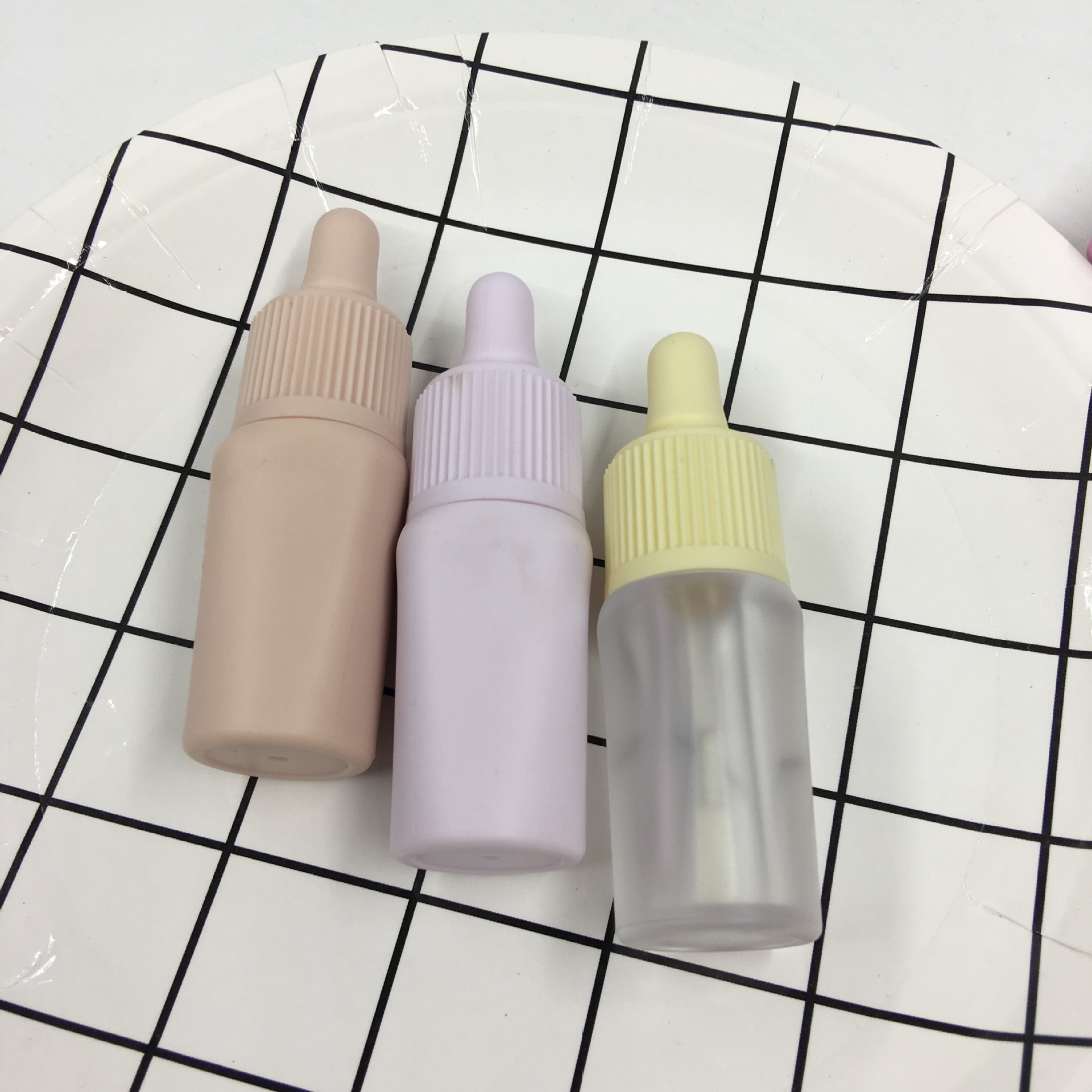 廠家現(xiàn)供 唇釉管廠家批發(fā)/供應(yīng)商價格 迷你唇膏管_興盈塑膠 廠家現(xiàn)供唇釉管口紅管高端化妝