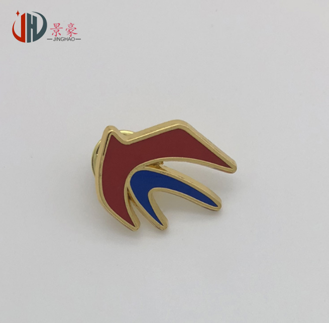 五金徽章供應(yīng)商