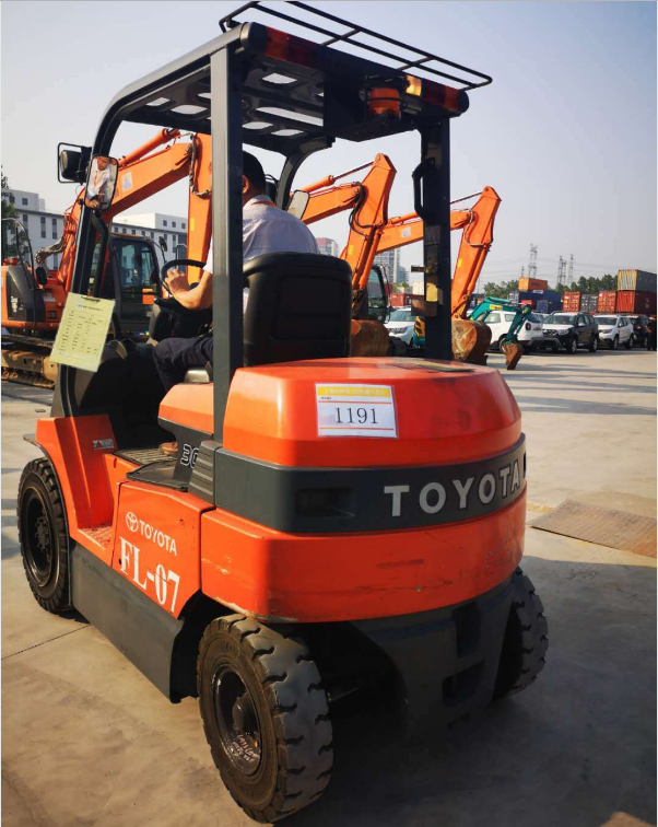 豐田叉車|豐田電動叉車|豐田電瓶叉車-廣州市增城能行電動叉車經(jīng)營部