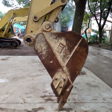 上海挖掘機(jī)廠家 上海中型挖掘機(jī) 二手挖掘機(jī)供應(yīng) 包送貨