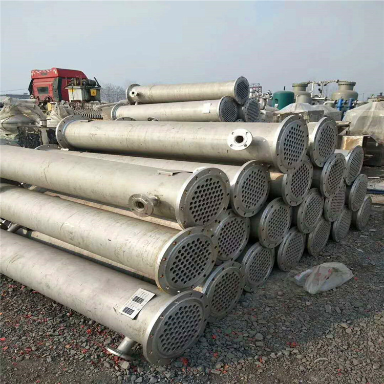 二手不銹鋼冷凝器 304材質(zhì)二手不銹鋼冷凝器 二手列管式不銹鋼換熱器