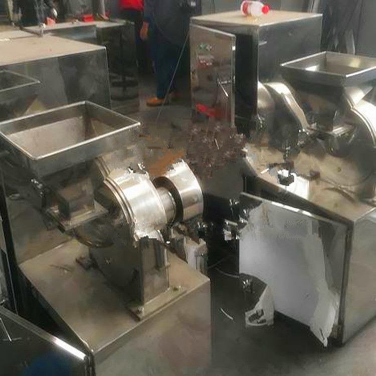 龍溪干燥供應(yīng)- 30B系列*粉碎機(jī)