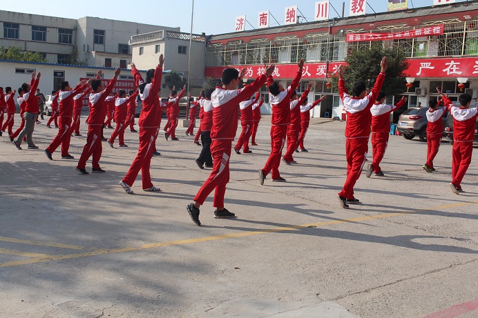 怎么對(duì)待孩子逆反心理【濟(jì)南納川心理教育咨詢有限公司】