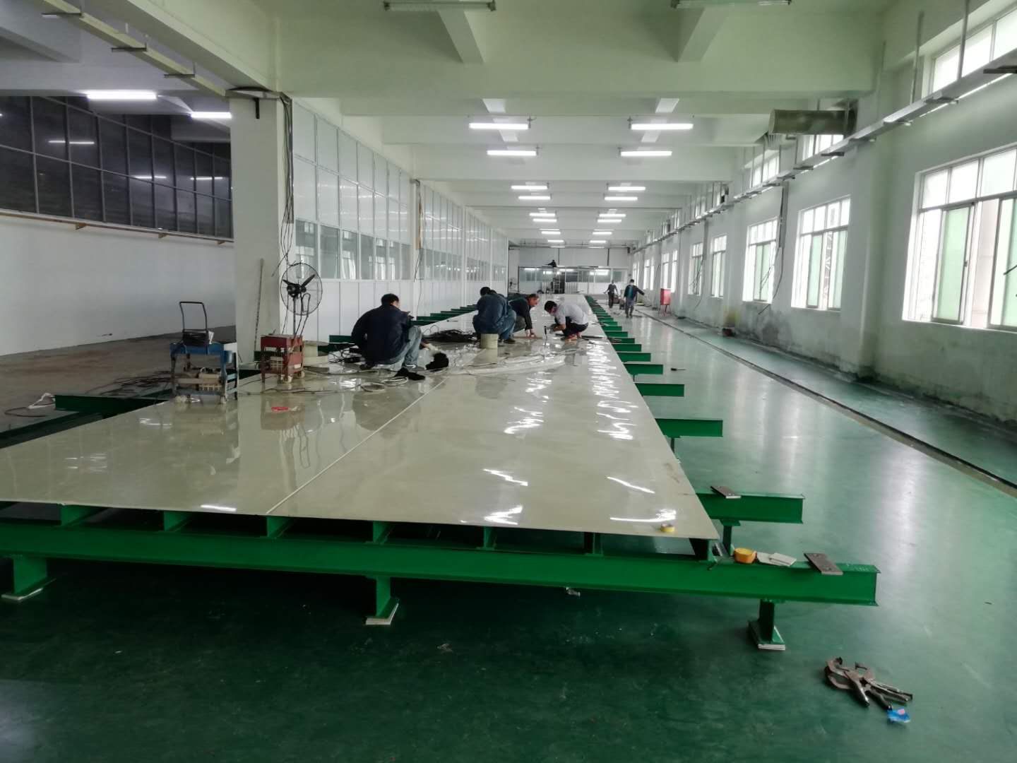 龍門掛鍍自動電鍍生產(chǎn)線