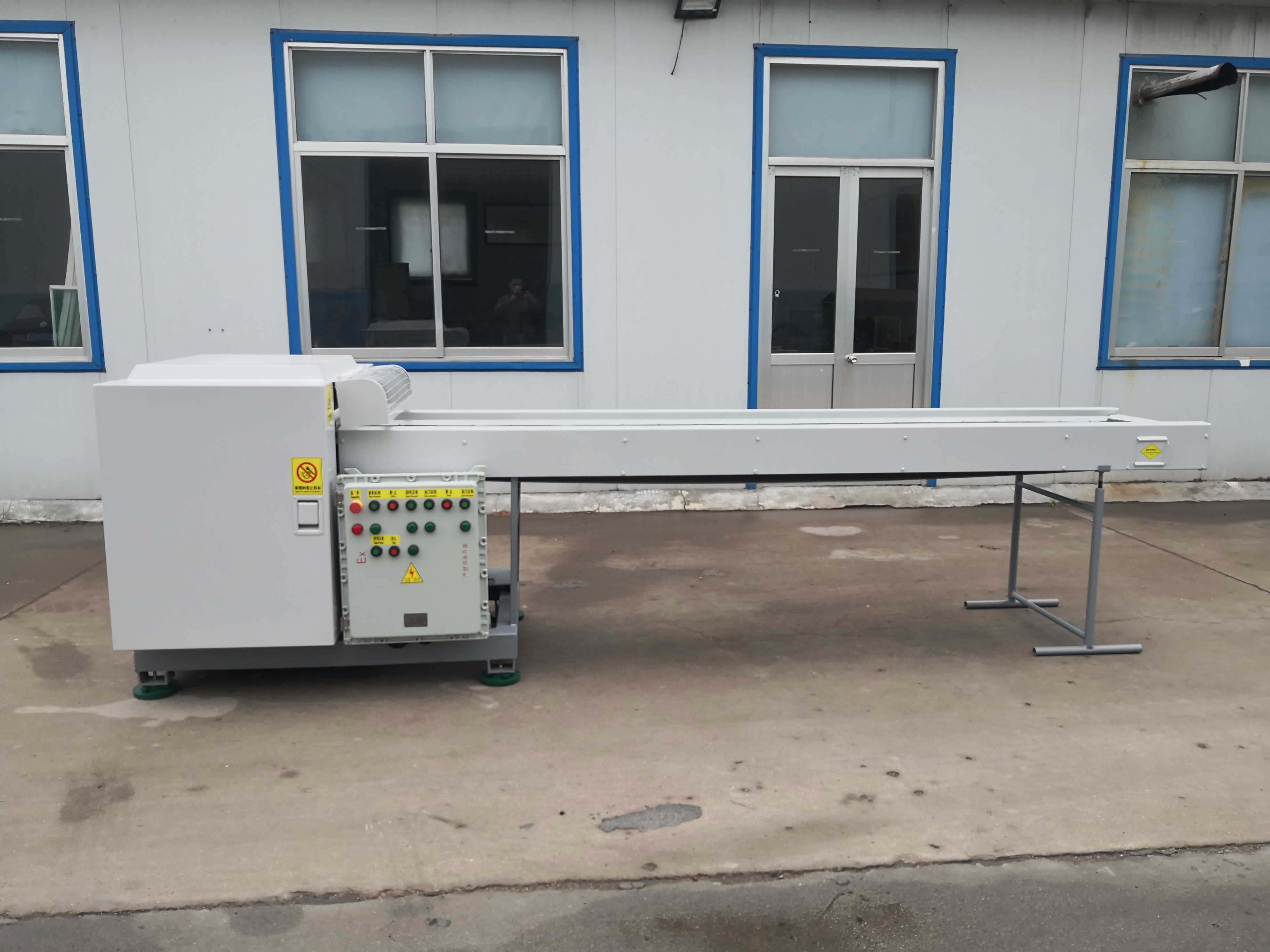 HY1260粉碎機廠家報價 HY1260粉碎機供應(yīng)商
