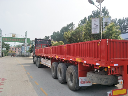 欄板半掛車 欄板半掛車哪家好 欄板半掛車廠家供應(yīng)