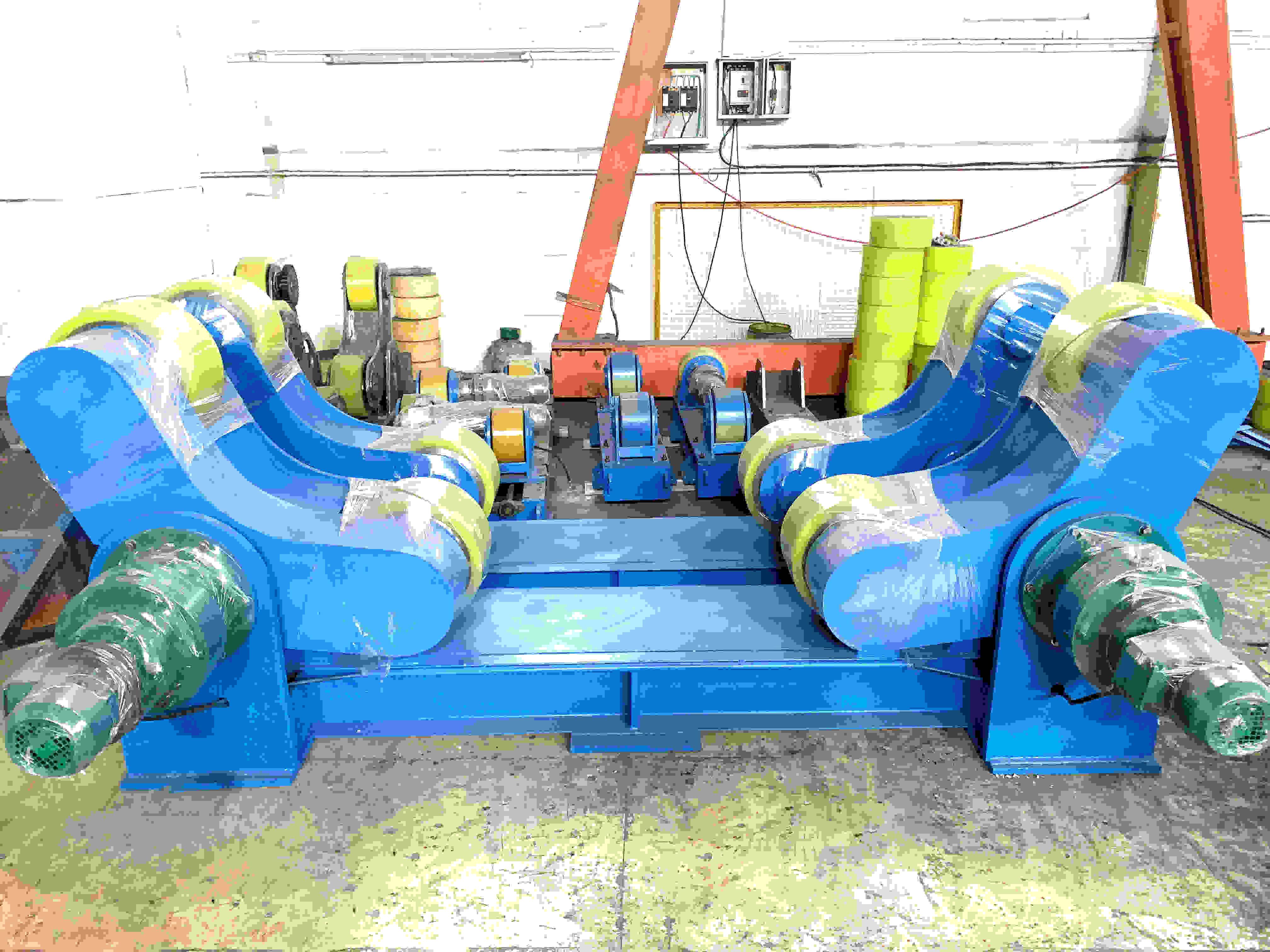 30噸自調(diào)滾輪架可調(diào)滾輪架