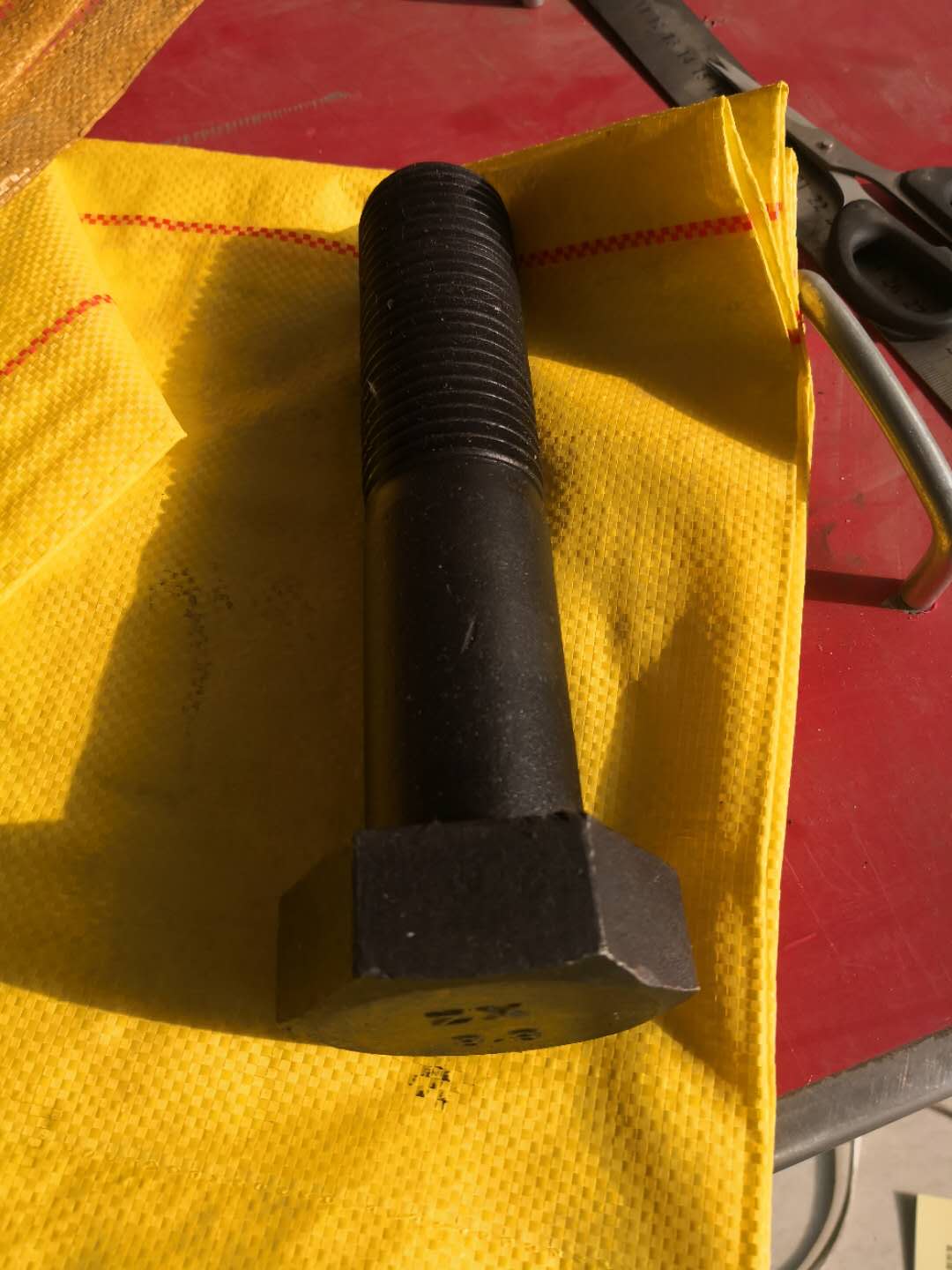 高強度螺栓供應 螺栓批發(fā)價