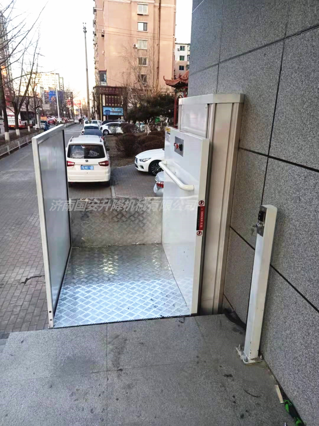 殘疾人無障礙升降平臺輪椅升降機