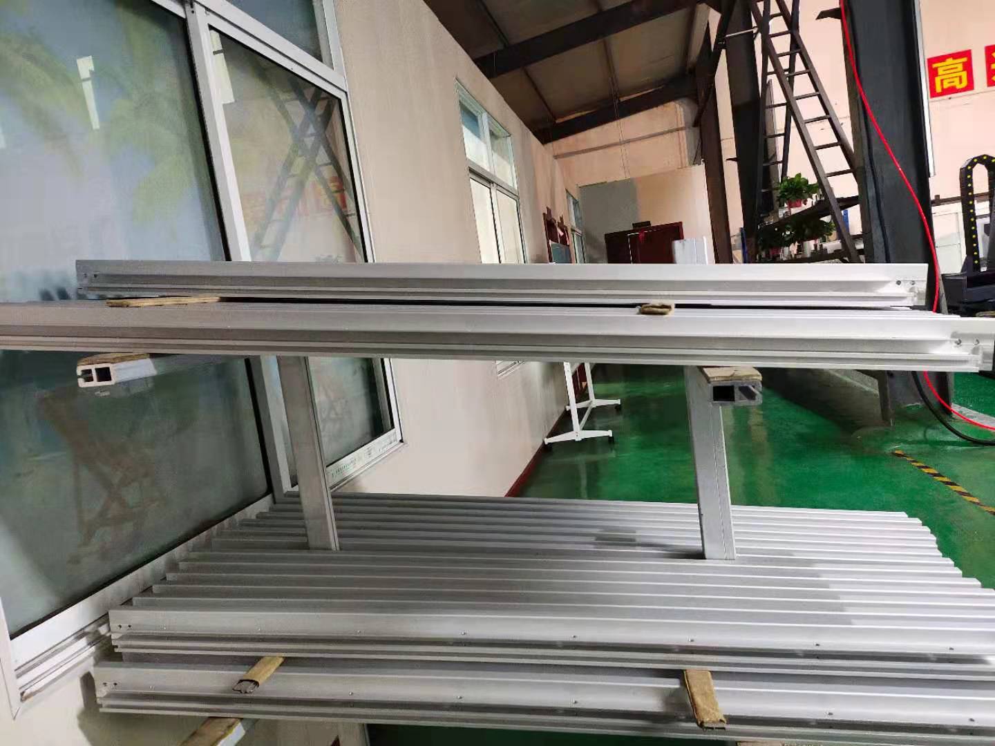 供應(yīng)床架鋁型材