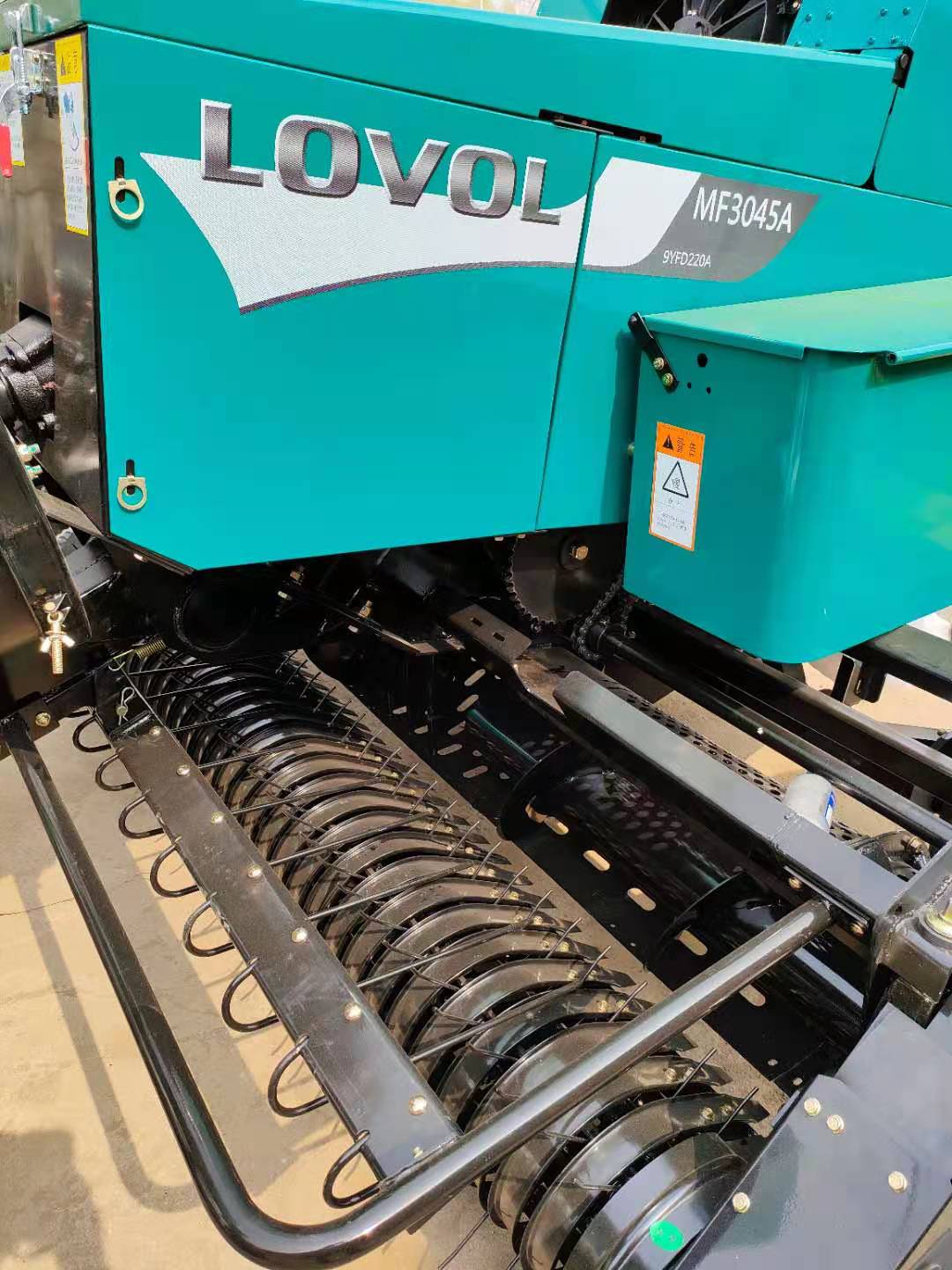 雷沃3045A  雷沃3045A撿拾打捆機(jī)  可以加裝單軸粉碎  雙軸粉碎