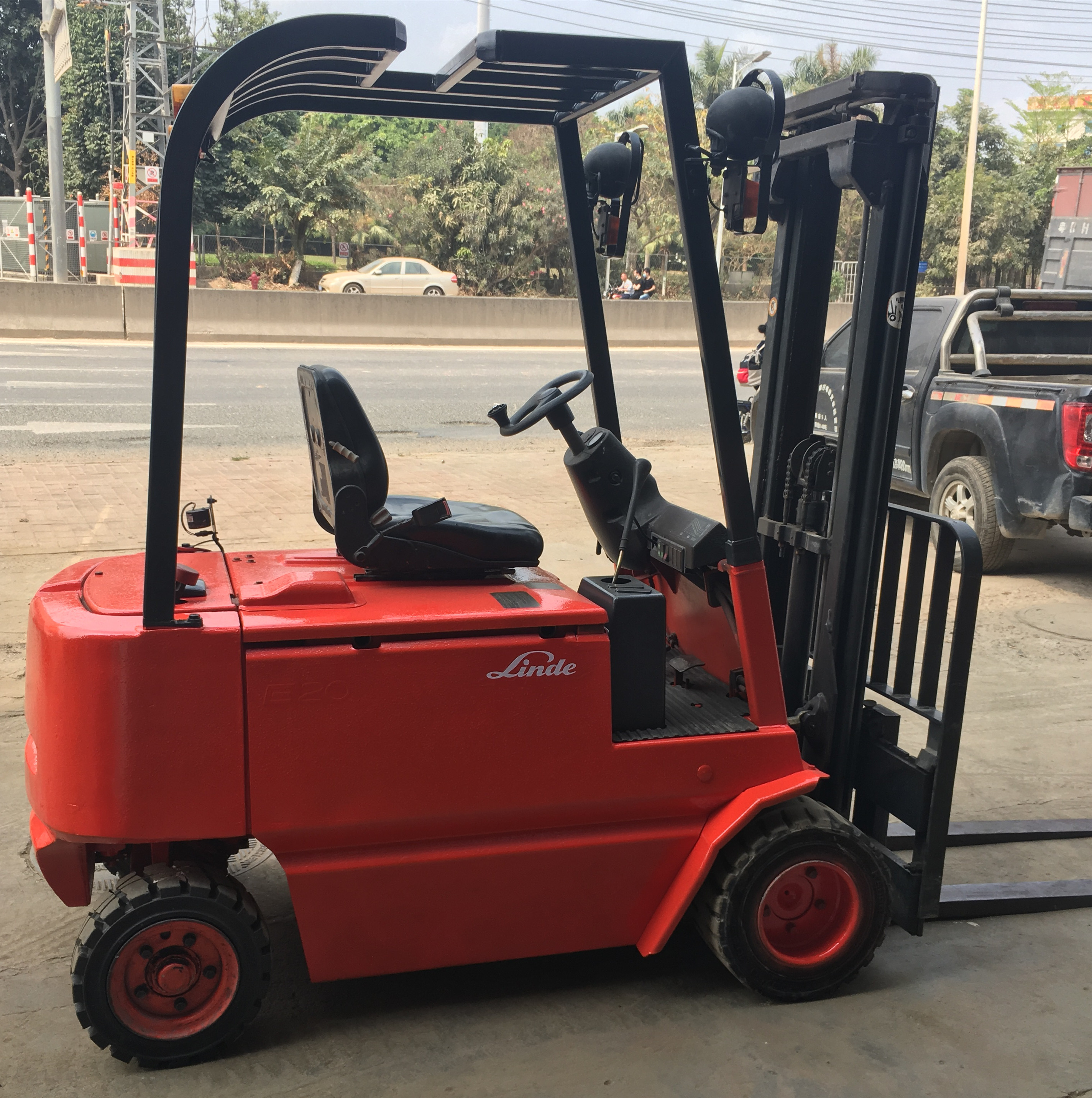 E20P林德2噸LINDE電動(dòng)叉車