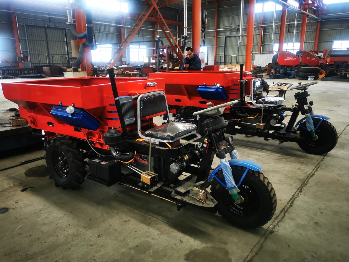 大棚撒肥機(jī)廠家  大棚撒肥機(jī)哪家好 大棚撒糞機(jī)