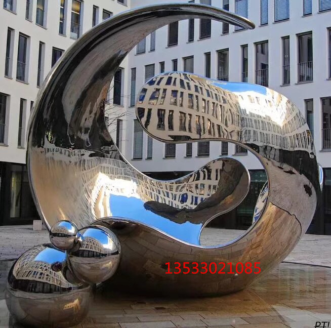 手工鍛打戶外銹鋼異形雕塑景觀擺件_304不銹鋼校園雕塑_金屬創(chuàng)意廣場雕塑_鏡面圓環(huán)月亮雕塑