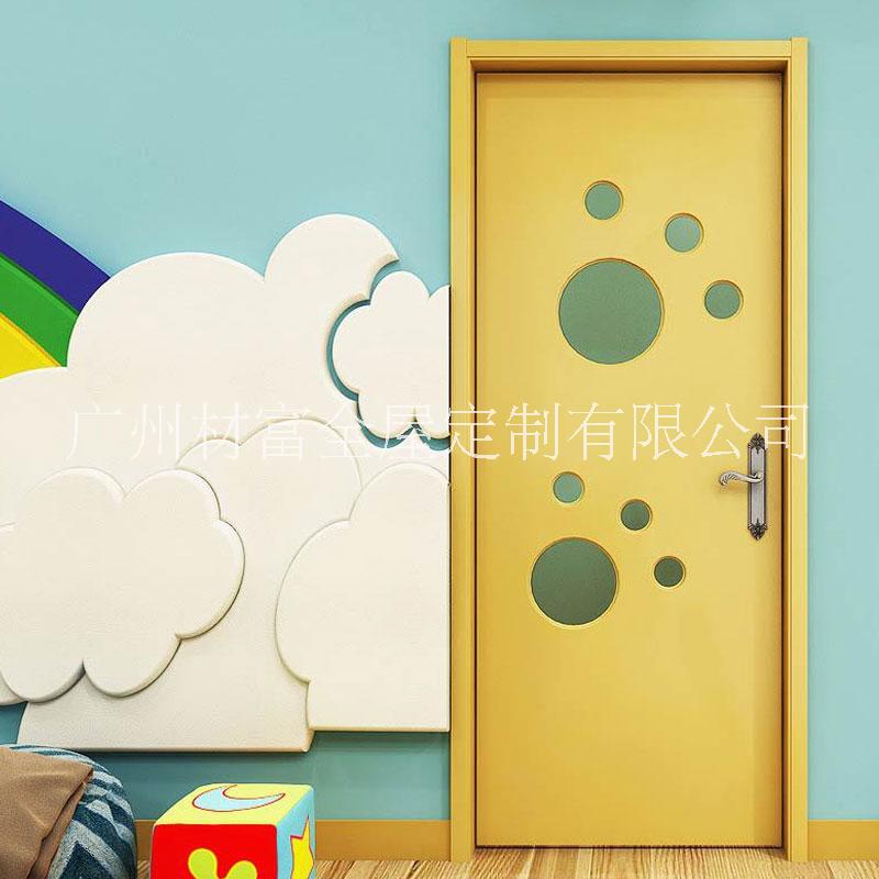 定制幼兒園半玻璃教室工程木門免漆室內(nèi)卡通房間木門環(huán)保實(shí)木復(fù)合門廠家 教室木門,卡通木門