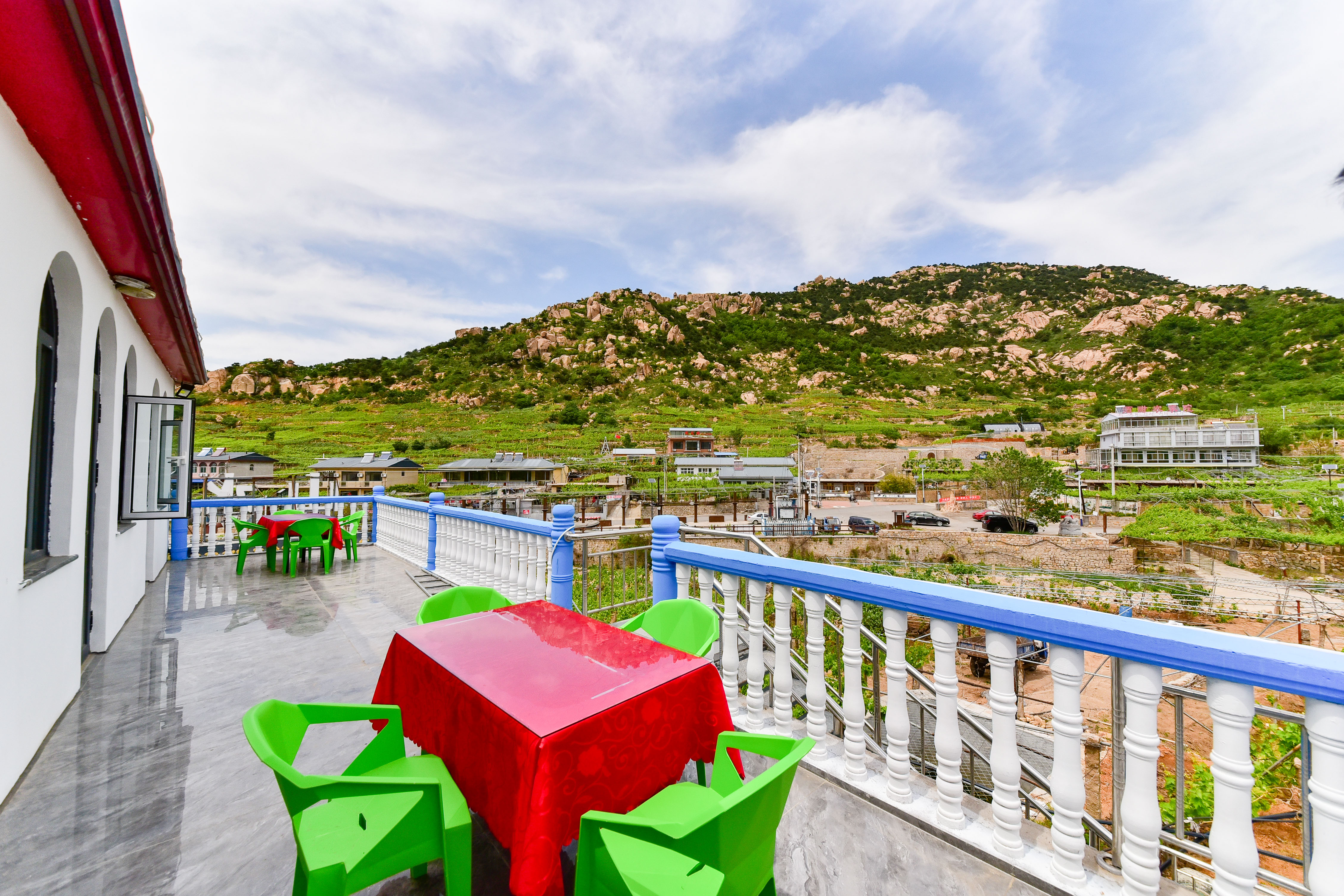 供應(yīng)秦皇島自助游昌黎葡萄溝住宿-山水人家農(nóng)家院