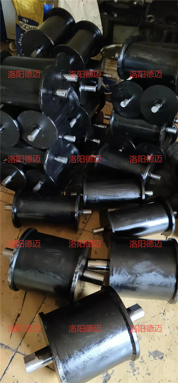 尼龍塑料地輥 尼龍地輥聚氨酯地滾