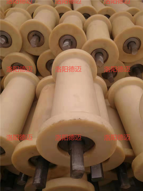 尼龍塑料地輥 尼龍地輥聚氨酯地滾