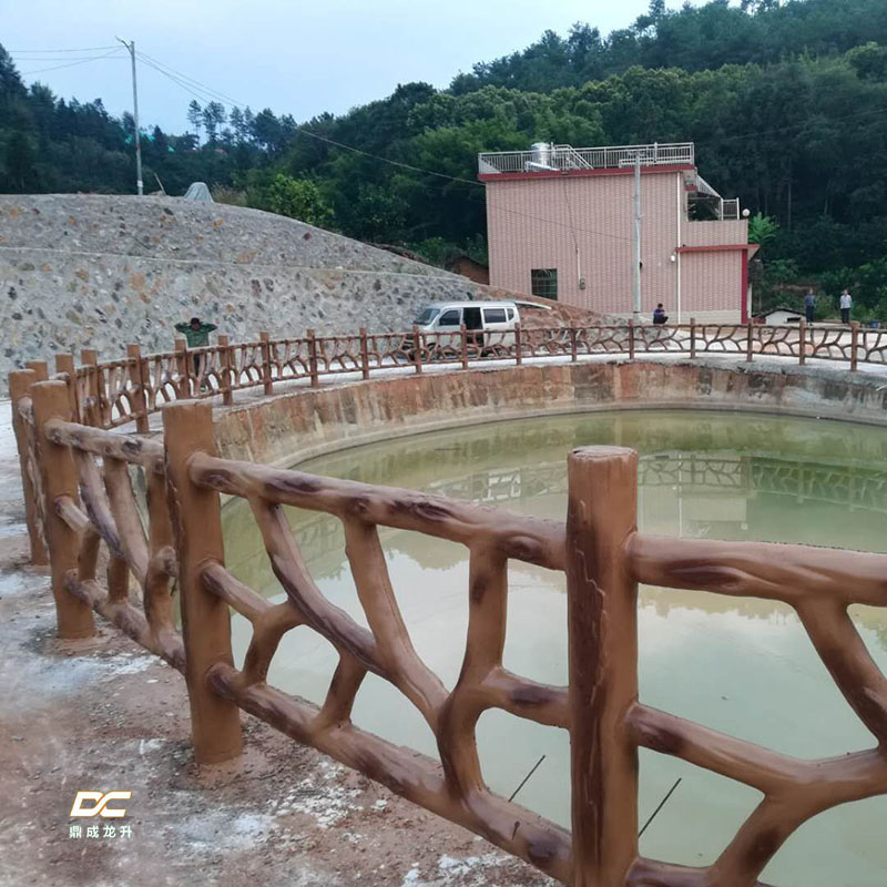 湖南水泥仿藤水泥仿藤護(hù)欄 仿木護(hù)欄景區(qū)欄桿庭院公園全國供應(yīng)