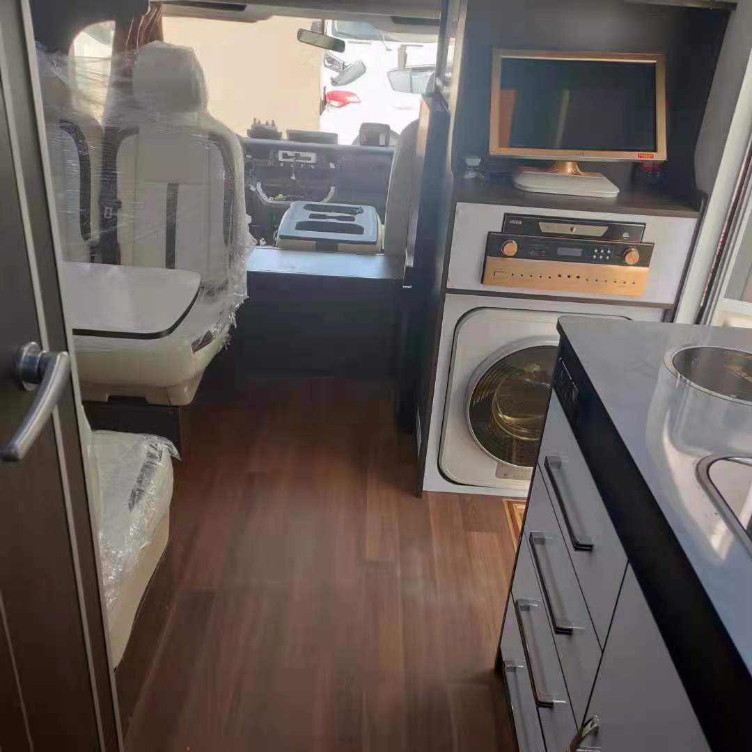 躍進(jìn)輕卡房車  上汽躍進(jìn)H500輕卡房車  平頭輕卡自動(dòng)擋房車  房車報(bào)價(jià)