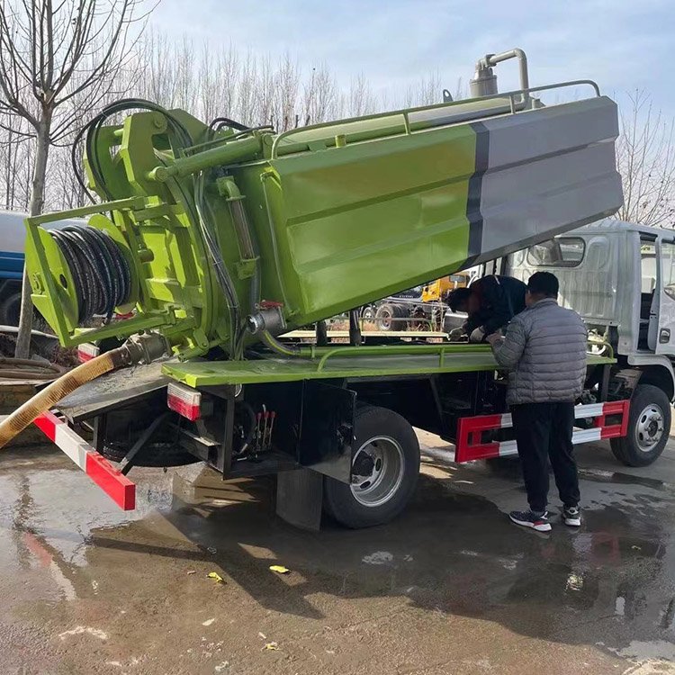 工地清洗吸污車哪里有  工地清洗吸污車多少錢