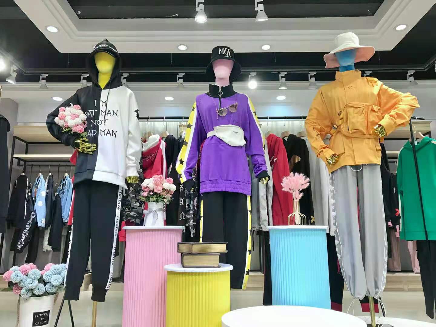 供應快手直播女裝貨源 弗雷姆夫2021秋女裝庫存尾貨直播貨源批發(fā)