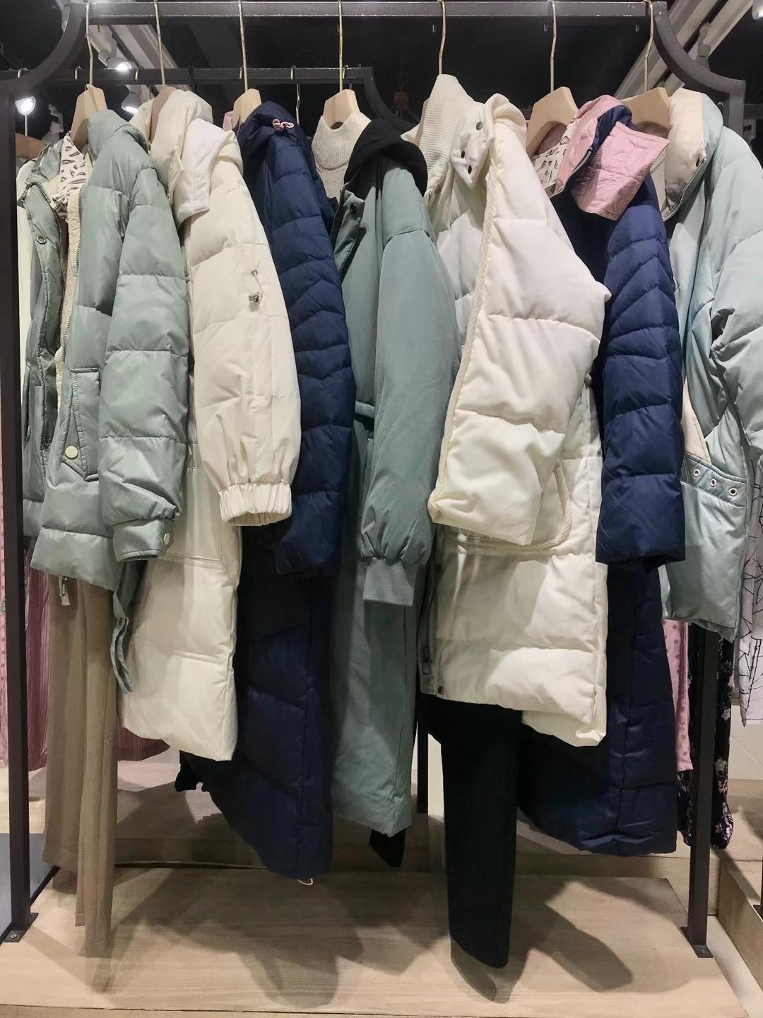 麥雅圖2021冬品牌女裝折扣批發(fā)供應(yīng)商