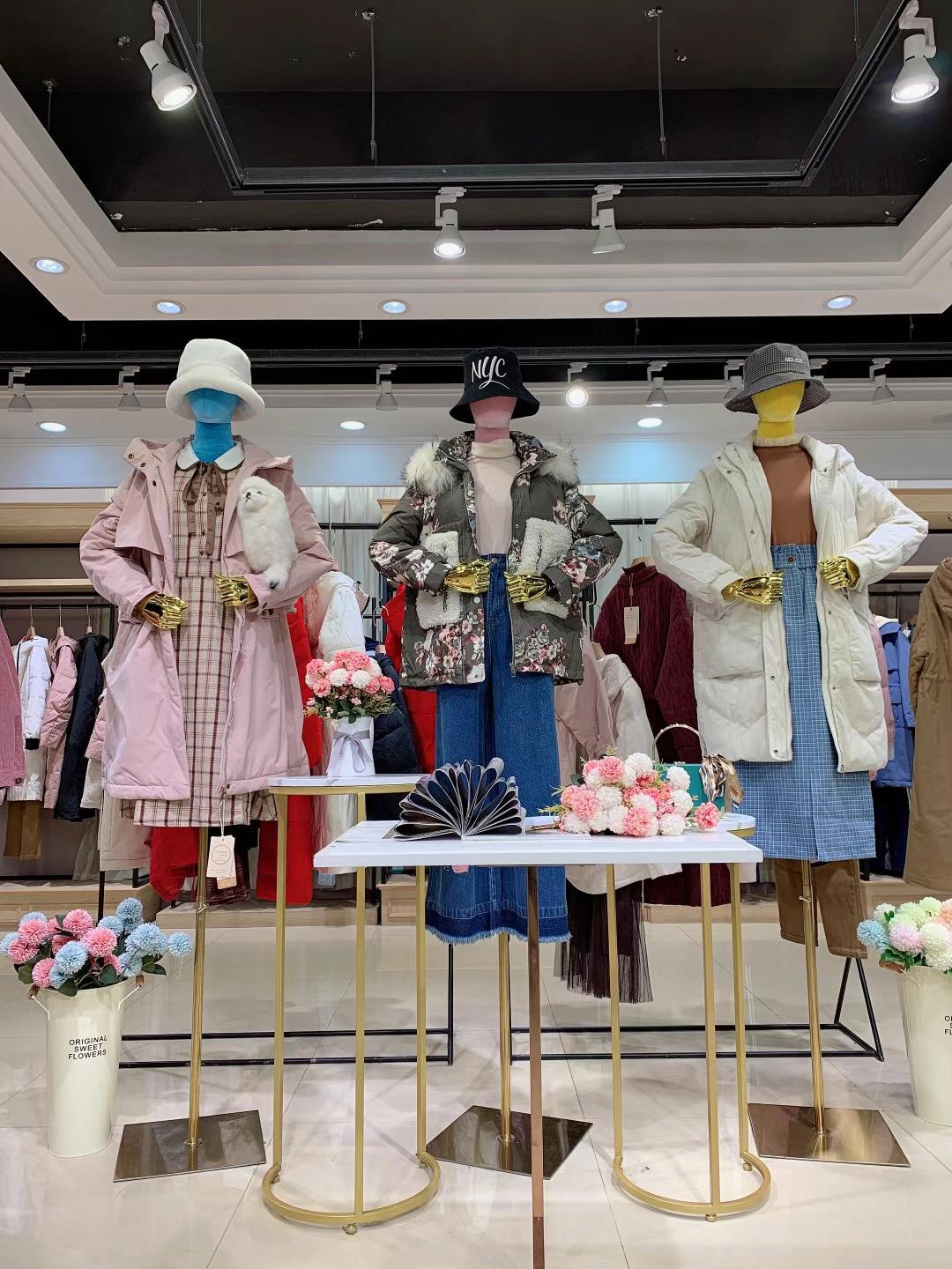 一 線女裝品牌畫夢羽2021冬品牌女裝尾貨一手貨源批發(fā)市場