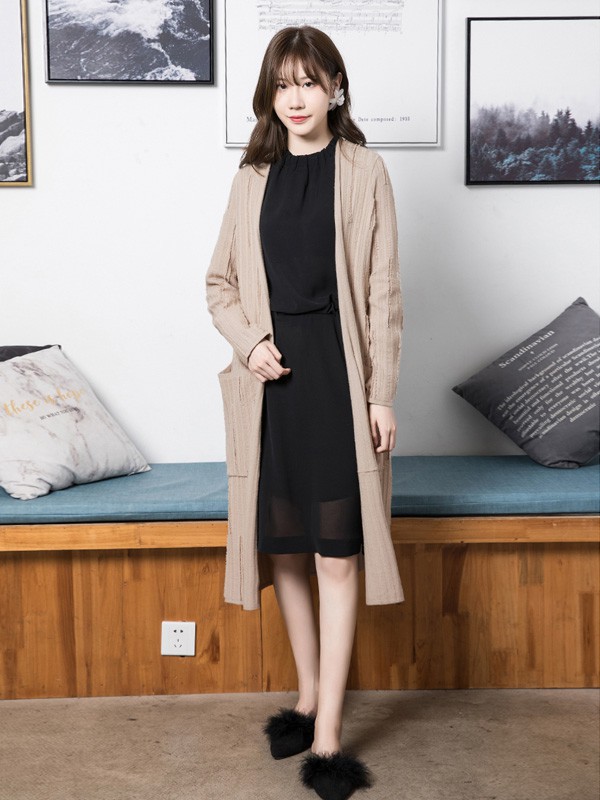 輕奢優(yōu)雅品牌臺(tái)繡2021女裝折扣尾貨庫(kù)存一手貨源批發(fā)市場(chǎng)